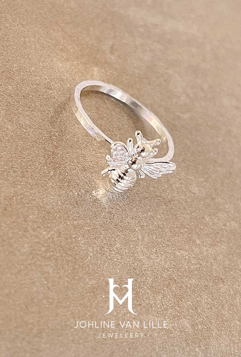 Just Bee Ring